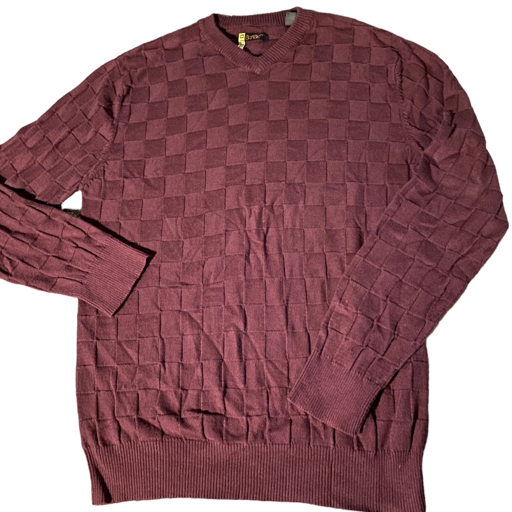 Men’s size L  burgundy sweater checkered texture v neck
